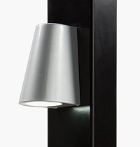 Купить Элегантное LED-освещение Locinox (Бельгия) TRICONE для ворот, цвета zilver и 9005 (черный) в Новокубанске